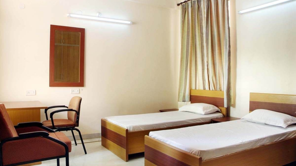 Best PG near colleges in Karnal