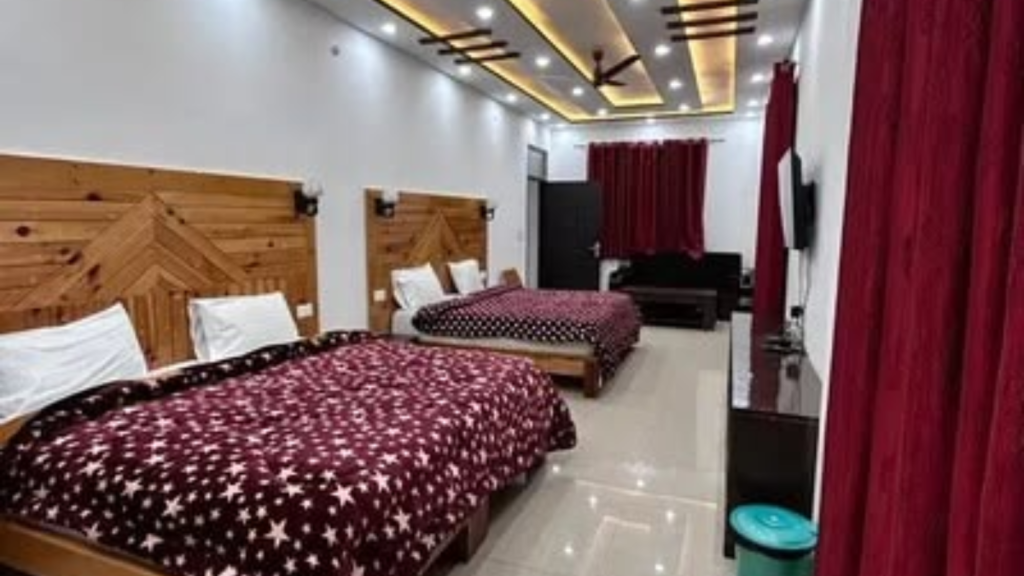 Furnished room on GT Karnal