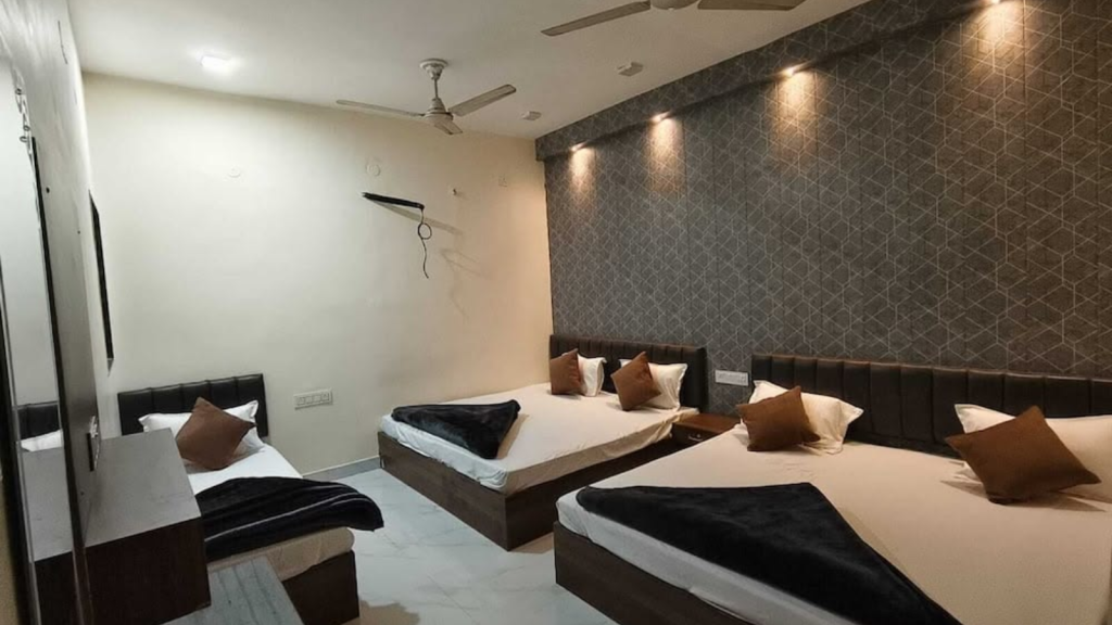 AC rooms near Karnal