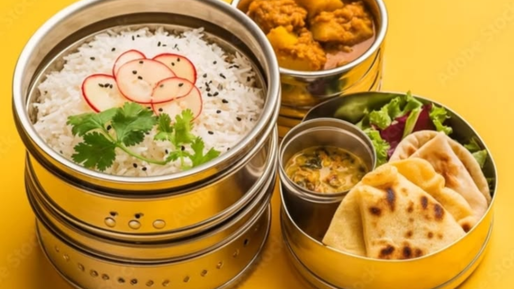 PG with tiffin service in Karnal