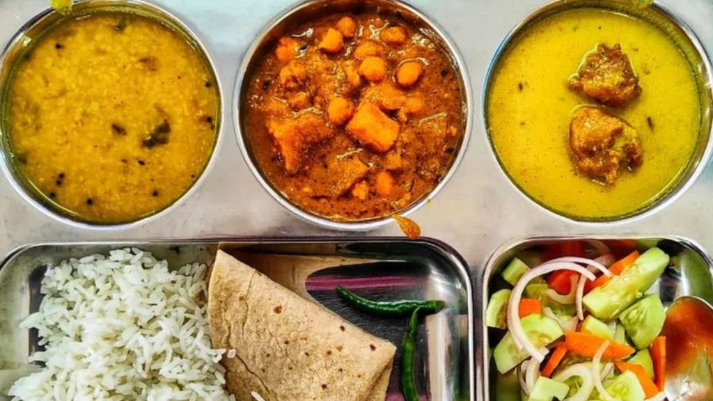 Hostel with food in Karnal