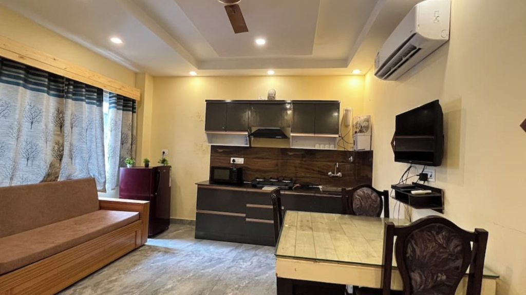 PG with AC in Karnal