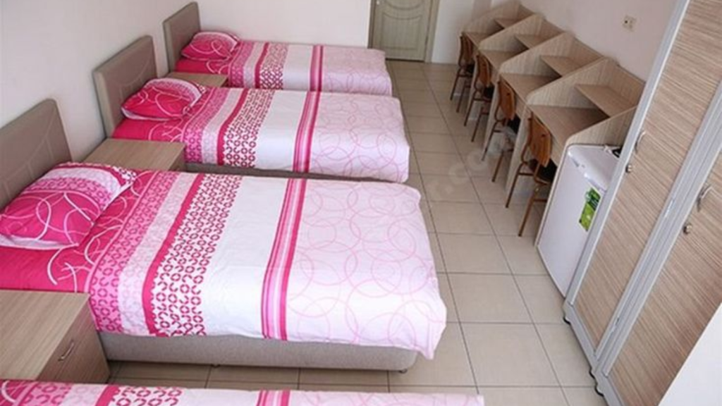 PG with laundry in Karnal