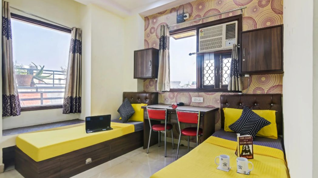 PG near business areas Karnal