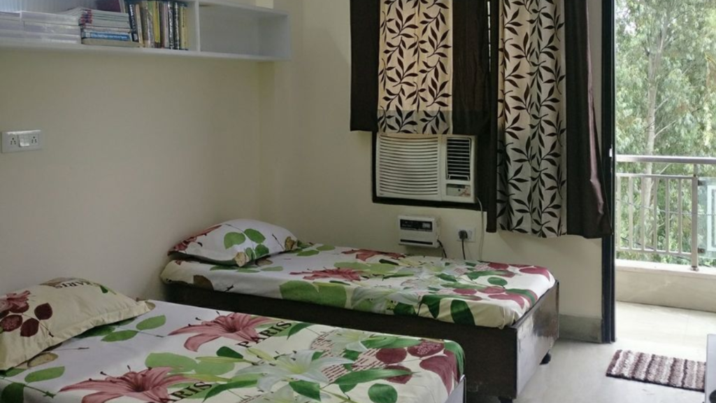Safe family PG in Karnal