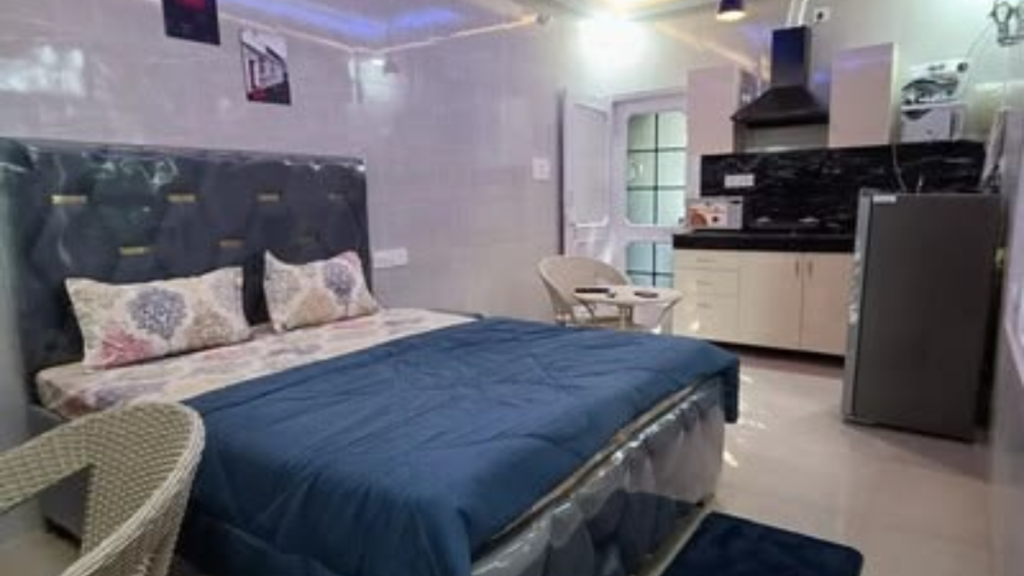 1 BHK for family in Karnal