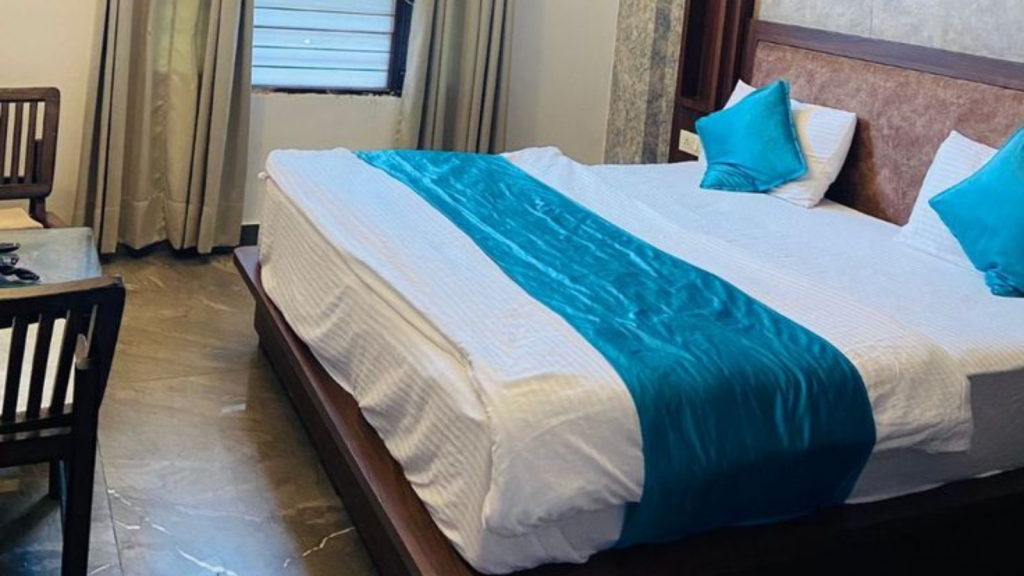 Rooms in Karnal during summer